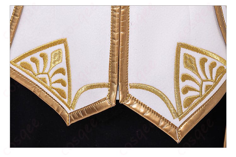 衣摆装飾の細部 – 衣装の美しい衣摆部分の装飾を詳しく見てみましょう。