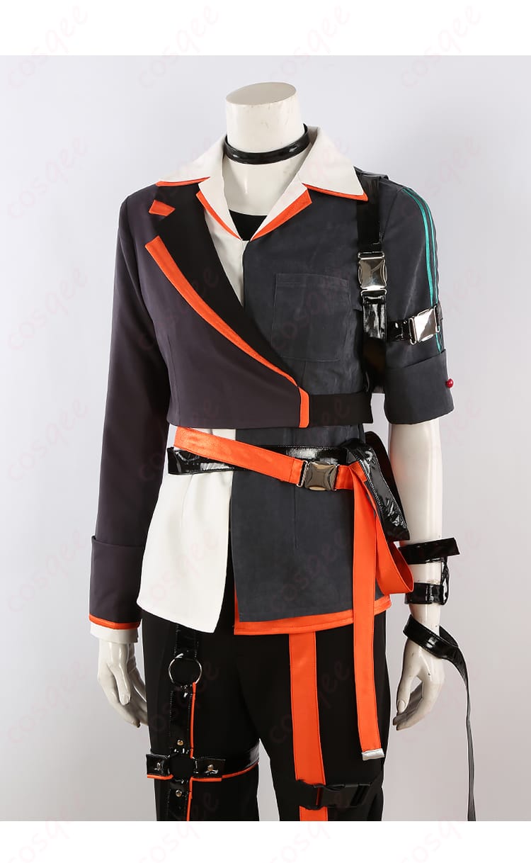 「原神」楓原万葉 コスプレ衣装背面。背中部分のディテールとデザインをしっかり確認できる画像。