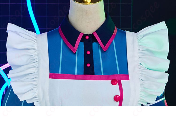 胸前装飾細部画像 - 朝比奈まふゆのコスプレ衣装の胸前装飾。細かい刺繍と装飾が施されています。