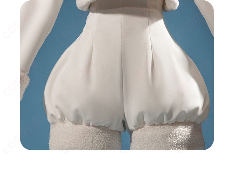 木之本桜 コスプレ衣装 ひつじモチーフの服装装飾細部。細かい刺繍とデザインが特徴。