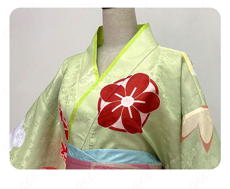 衣装の襟の装飾画像 - 佐倉双葉のコスプレ衣装の襟部分の装飾、精緻な刺繍