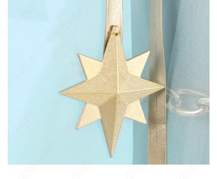 バッグの装飾正面の細部画像。アクセサリーとしても使える美しいバッグの詳細。