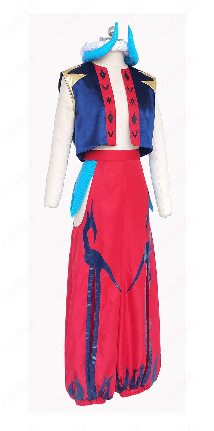 Fate/Grand Order ギルガメッシュ キャスター コスプレ衣装 側面の詳細。美しいドレープと立体感のあるデザイン。