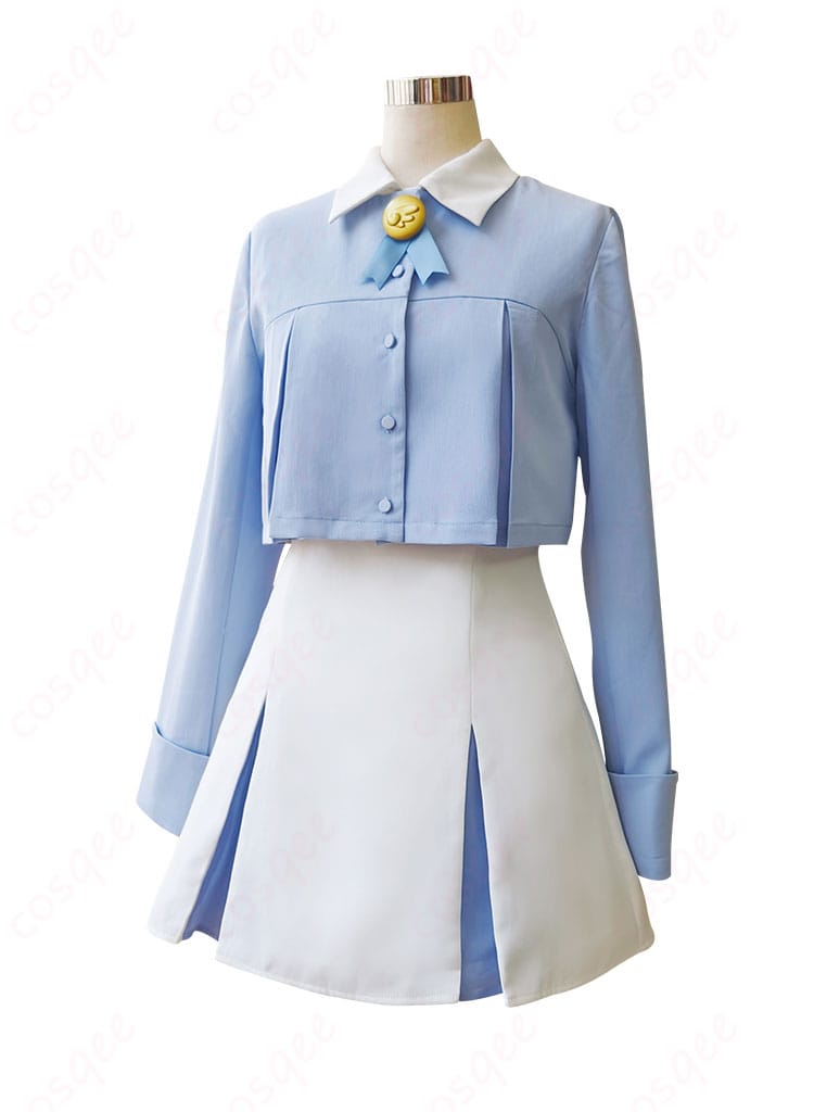 カードキャプターさくら 木之本桜 コスプレ衣装の服装細部。リボンやボタン、刺繍のディテールが際立っている。