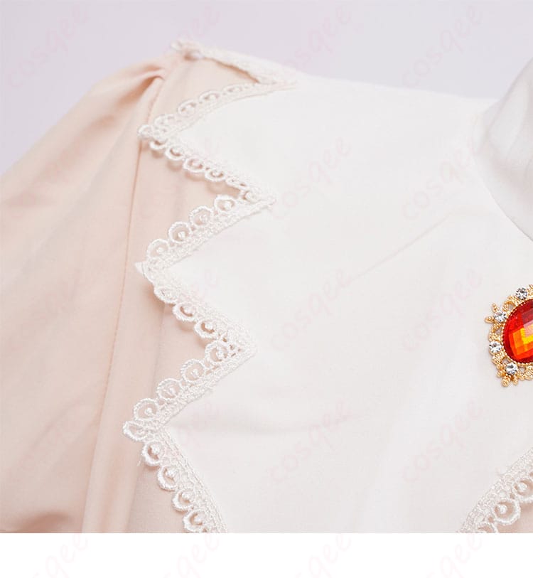 衣領装飾細節図: 衣服の襟部分の装飾詳細。カードキャプターさくらの私服衣装にぴったりなデザイン。