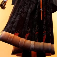 迷い子バラッドの世界観を纏う耽美コーデ｜豪華装飾で写真映えするコスプレ衣装 - 7枚目の画像（サムネイル）