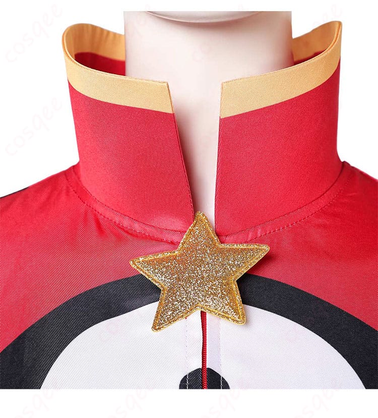 服装の領口装飾の詳細画像。ヘルヴァ・ボス ヴァサゴ コスプレ衣装の特徴的なアクセサリーを強調しています。