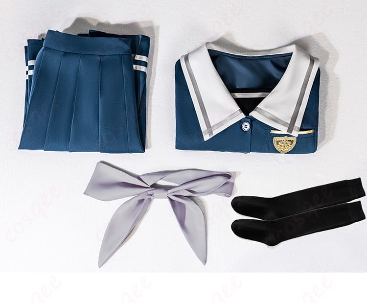 若葉睦 コスプレ衣装のセット内容を紹介する画像。スカーフ、トップス、スカート、靴下が含まれています。