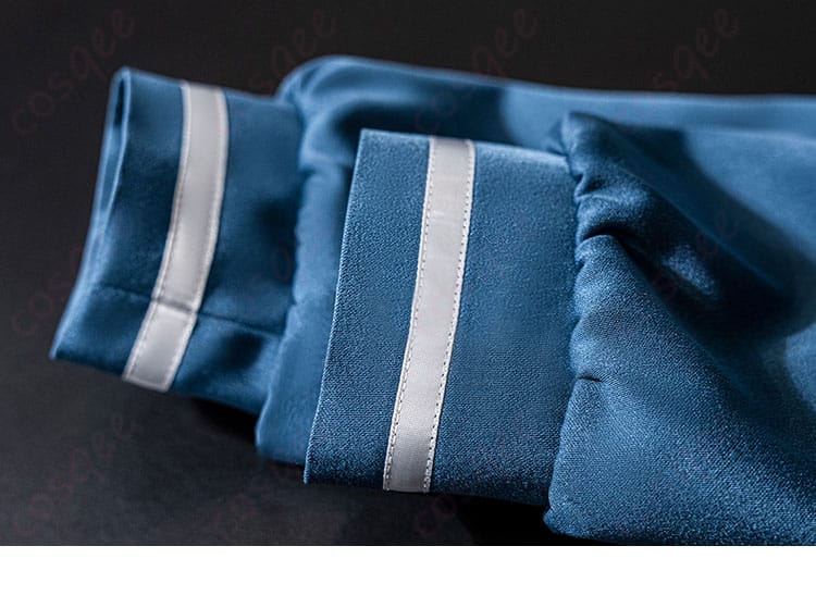 若葉睦 コスプレ衣装の袖口装飾。細部にまで気を使ったデザインで、コスプレの完成度が高い。