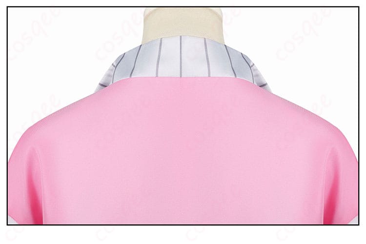 襟の背面ディテール画像 – 襟部分の後ろのデザイン、シンプルながらも上品な仕上がり