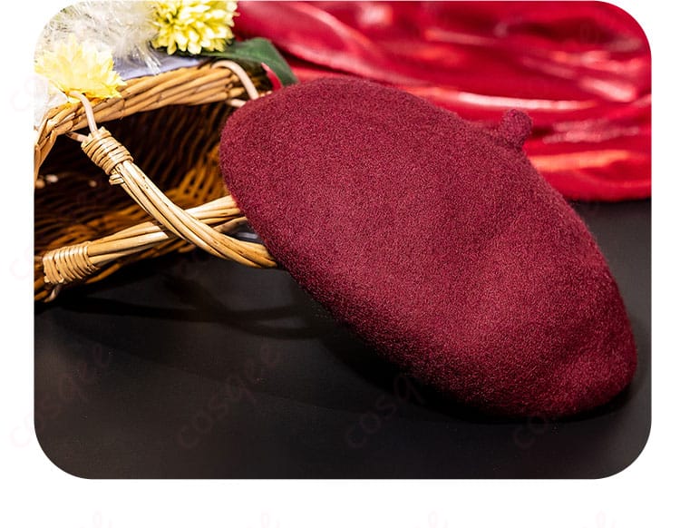 帽子の装飾の詳細画像|コスプレ衣装の帽子に施された可愛らしい装飾