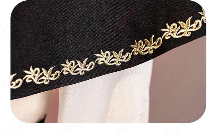 披肩の花飾り装飾の詳細画像|華やかな披肩花飾りが特徴のコスプレ衣装