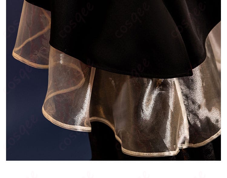 スカート裾の装飾ディテール。ドロリス版コスプレ衣装のスカート部分の美しい装飾を紹介。