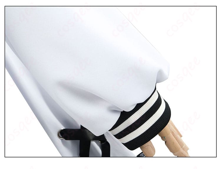 外套の袖装飾ディテール - 水宮枢の外套に施された袖装飾、アクセントとして華やか。