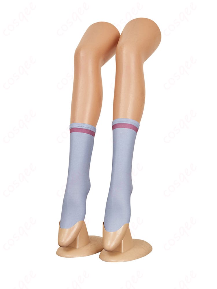 靴下左側のディテール画像、コスプレ衣装全体との調和を強調しています。