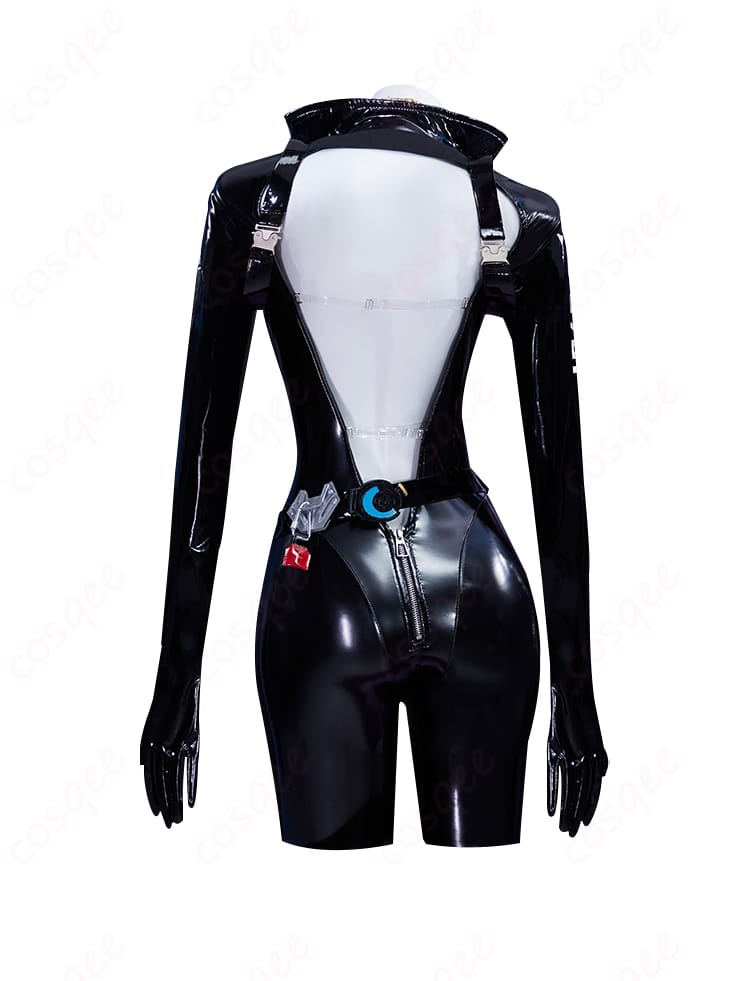 商品背面図 – 背面の美しいデザインとディテールが際立つエスケープクイーンの衣装