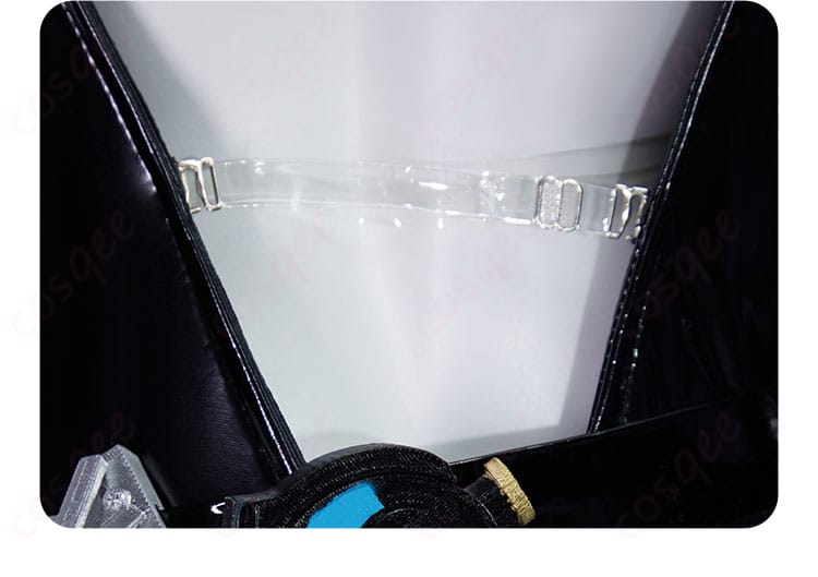 衣服背面装飾ディテール – 背中の細かいディテールが際立つエスケープクイーンのコスプレ衣装