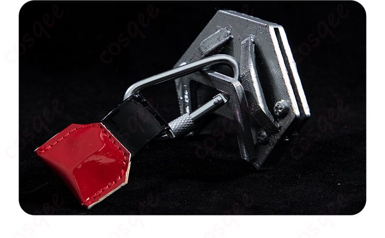 ベルトと腰装飾細部 – クエンシーの怪盗衣装の腰ベルトの精緻な装飾