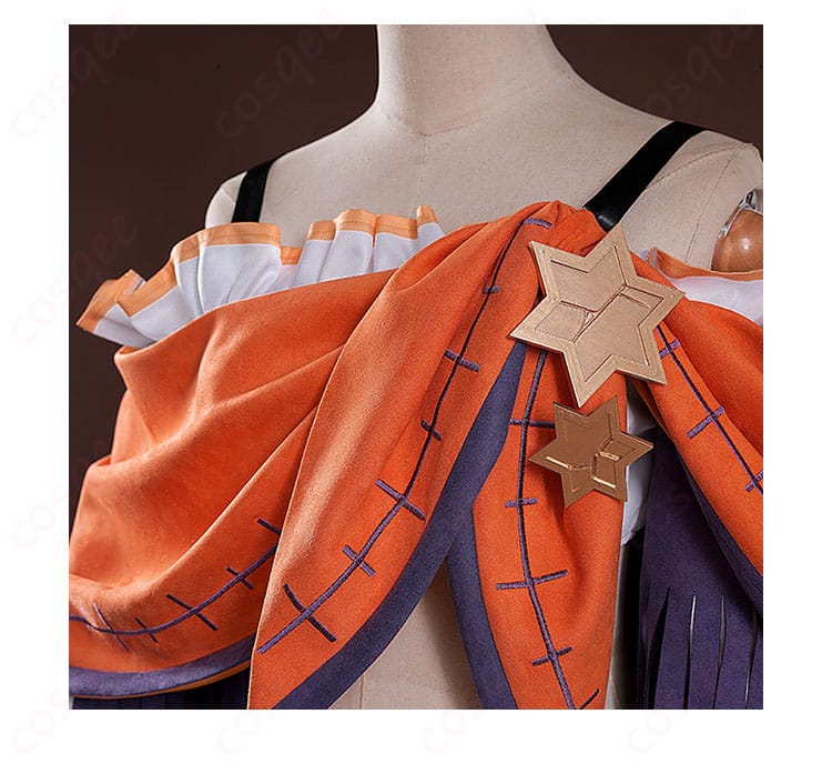 鏡野七罪 コスプレ衣装 胸元の装飾ディテール、繊細な刺繍とデザイン。