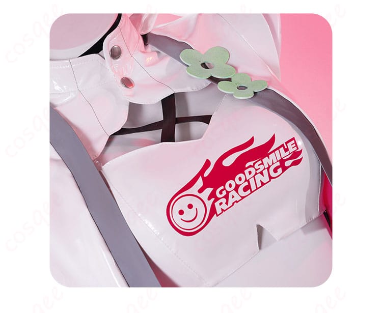 胸前の装飾ディテール。レーシングミク2025Ver.の胸部デザインに焦点を当てた画像。