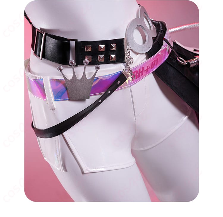 腰部の装飾ディテール。レーシングミク2025Ver.コスプレ衣装の腰部分のディテールに焦点を当てた画像。