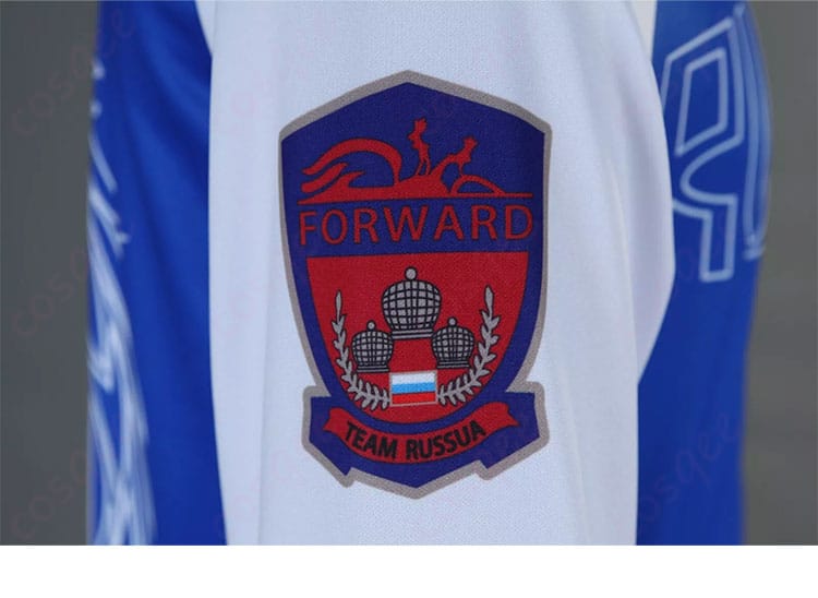 右袖装飾ディテール - ユーリ・プリセツキー コスプレ衣装、右袖の装飾を詳細に見せる。