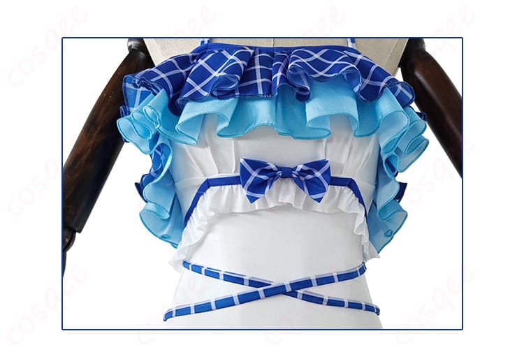 服装装飾の細部。園田海未の水着コスプレ衣装に施された細かい装飾がクローズアップされた画像です。