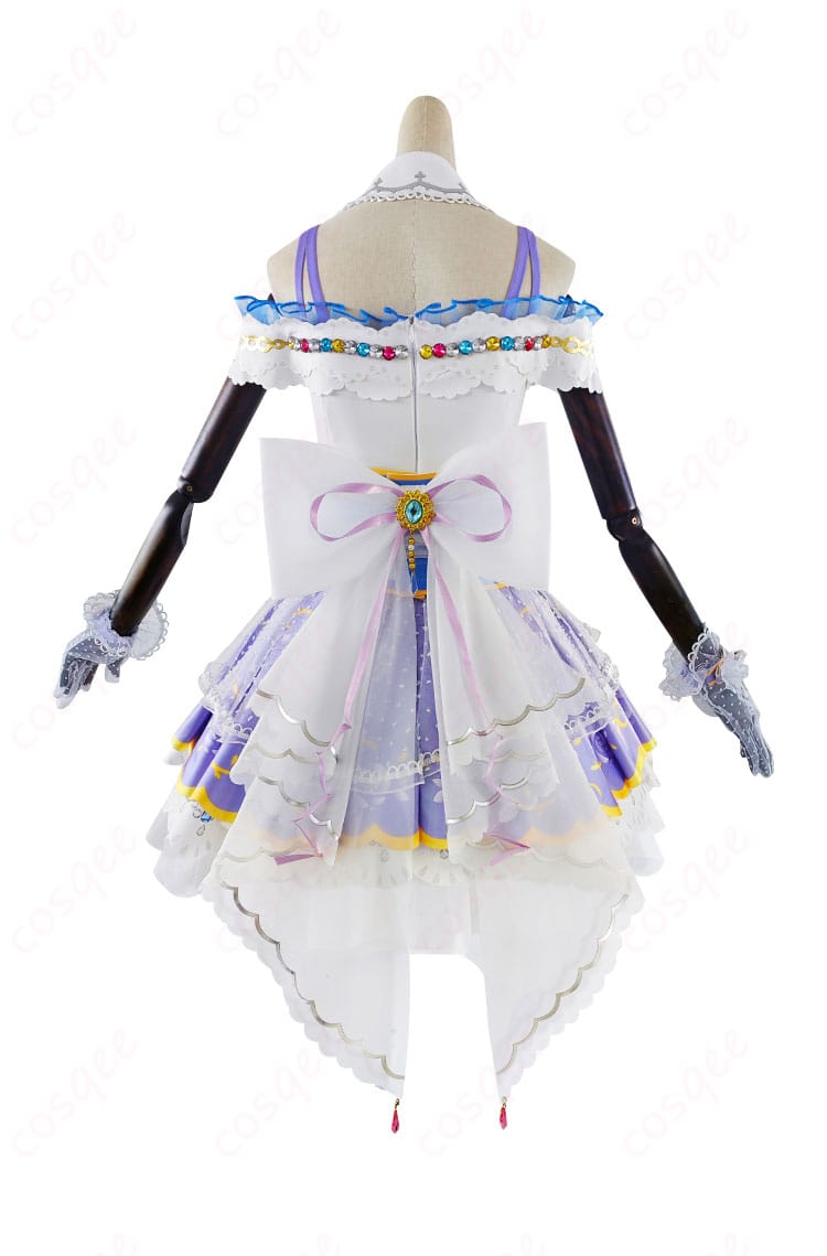 商品背面図 - 絢瀬絵里コスプレ衣装の背面写真。蝶結びと背部装飾が特徴的なデザイン。