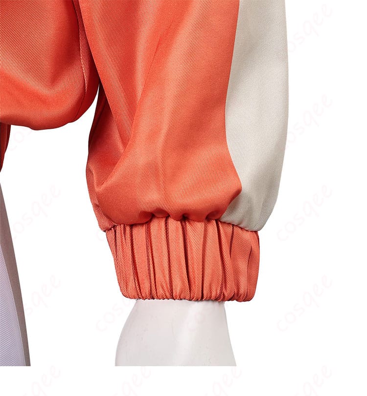 袖口の装飾詳細 – コスプレ衣装の袖口に施された丁寧な装飾とデザイン。