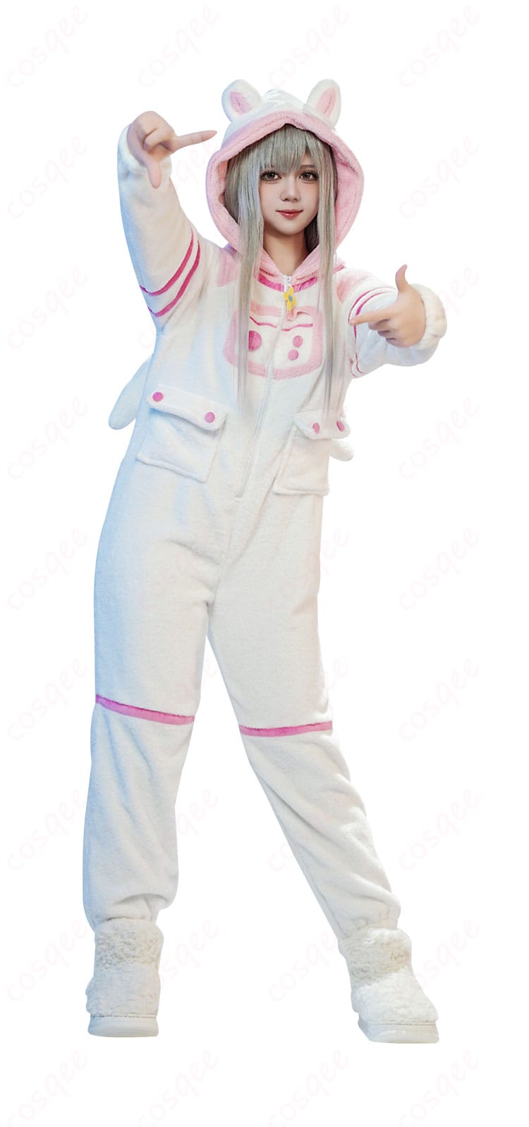 正面から見たキャラクターの着用コスプレ衣装のディテール