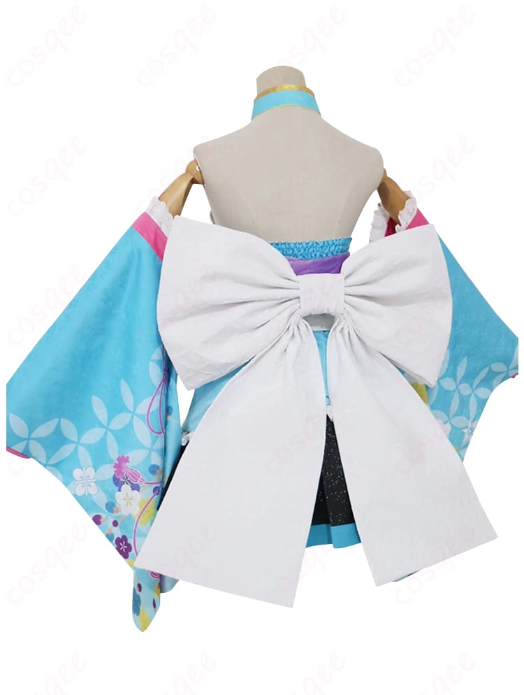 初音ミク 和バニー コスプレ衣装の背面。背部の蝶結びデザインが特徴的です。