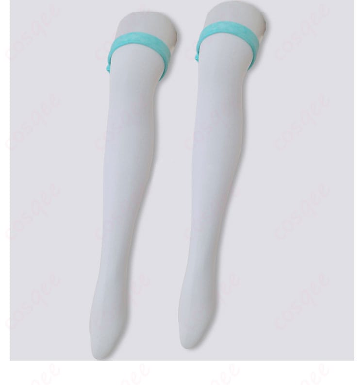 脚の装飾細部。バニー衣装の足元のデザインや装飾を詳しく見せる画像。