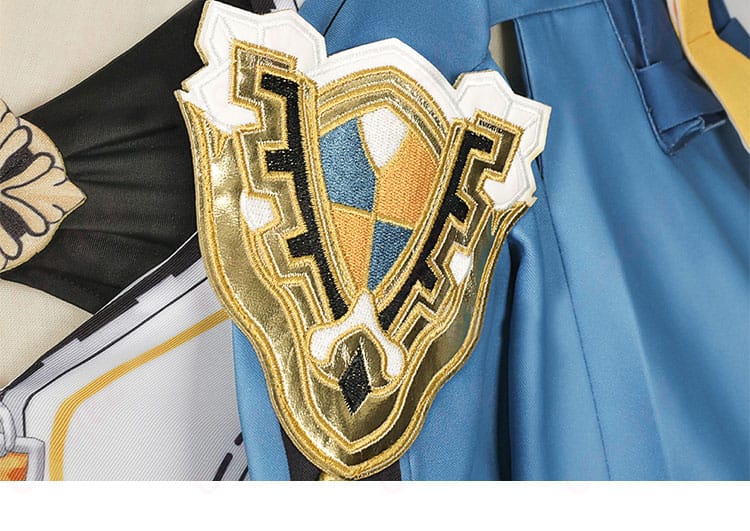 デュランダルコスプレ衣装の胸前装飾、精緻な刺繍とデザイン
