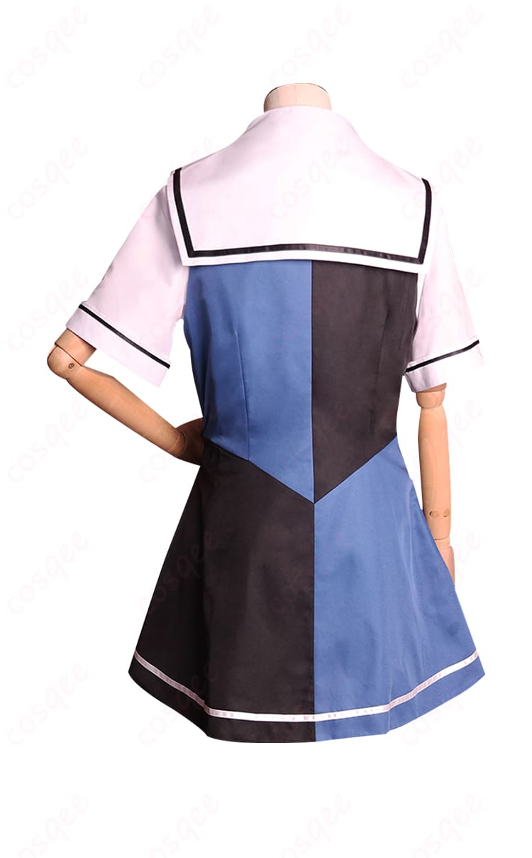 商品の背面図。美浜学園制服の後ろ姿、榊由美子コスプレ衣装の背面ディテール。