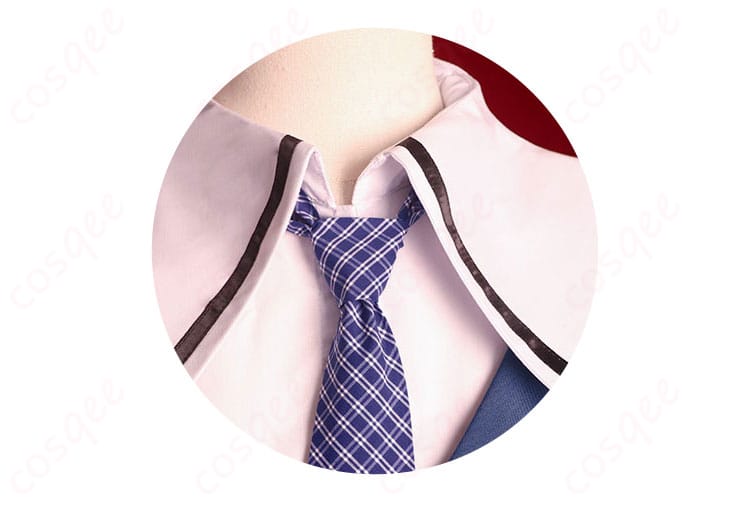 服装の襟部分の装飾の詳細。美浜学園制服コスプレ衣装の襟の刺繍と装飾。