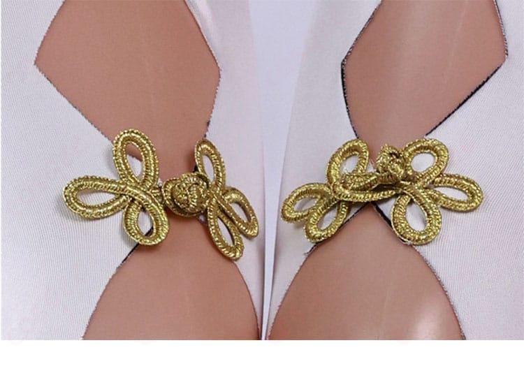 レッグソックスの結び目装飾の詳細 - ソックスの結び目部分、細やかなディテールが魅力