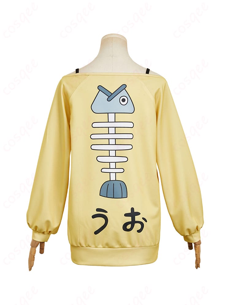 綾瀬桃コスプレ衣装の背面画像。服装の背面デザインも美しく再現されています。