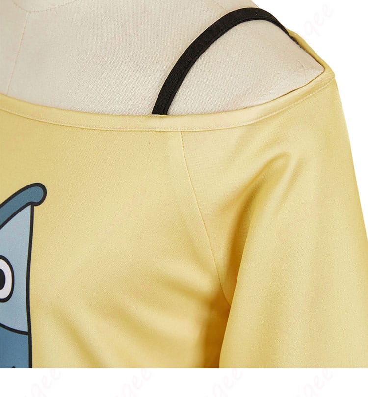 綾瀬桃コスプレ衣装の肩袖装飾。アニメのキャラクターに忠実なデザインが魅力。