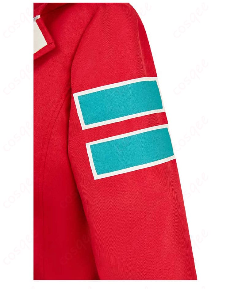 綾瀬桃 コスプレ衣装の肩袖部分、細かい装飾のディテール