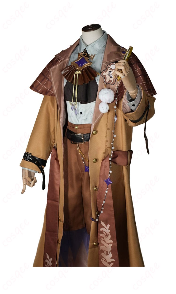 商品側面画像、ブレイドの衣装の特徴的なディテールを確認できます。