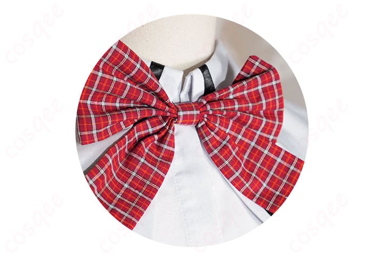 グリザイア クロノスリベリオン 松嶋みちる コスプレ衣装 美浜学園 制服の蝶ネクタイの装飾細部。鮮やかなデザインが目を引きます。