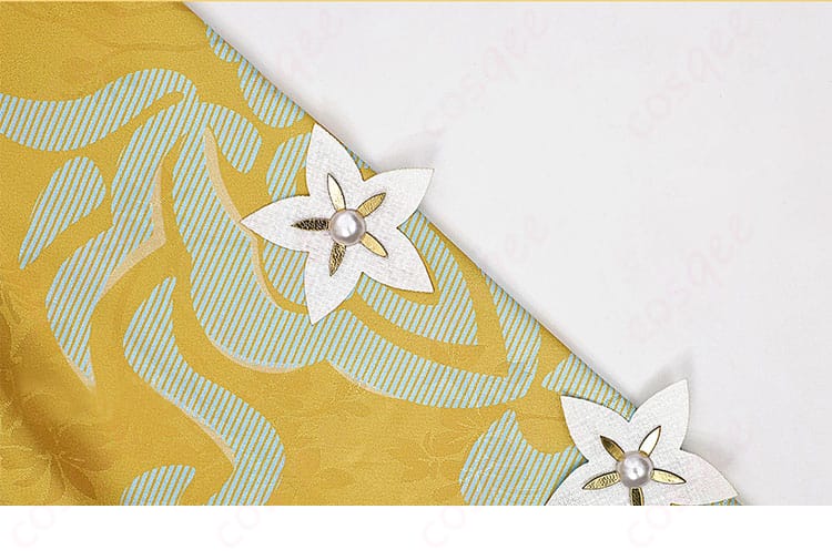 衣袖装飾のディテール - 袖口の美しい刺繍と装飾、コスプレ衣装に欠かせない重要なポイント。