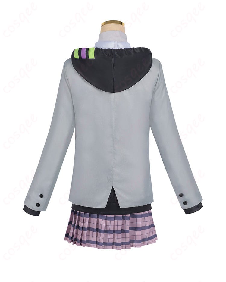 商品背面写真 – コスプレ衣装の背面を見た写真。後ろ姿も完璧に再現された高品質衣装。