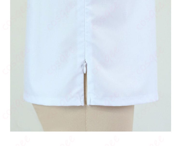 芙羽ここねのコスプレ衣装の衣链部分の詳細。アクセサリーとしてもポイント。