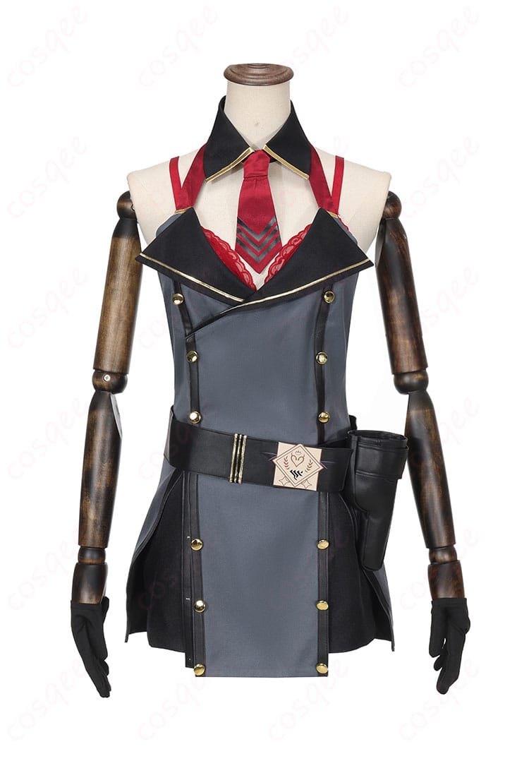 服装正面の細部、京極サツキのコスプレ衣装のディテール。衣服の繊細なデザインを強調。