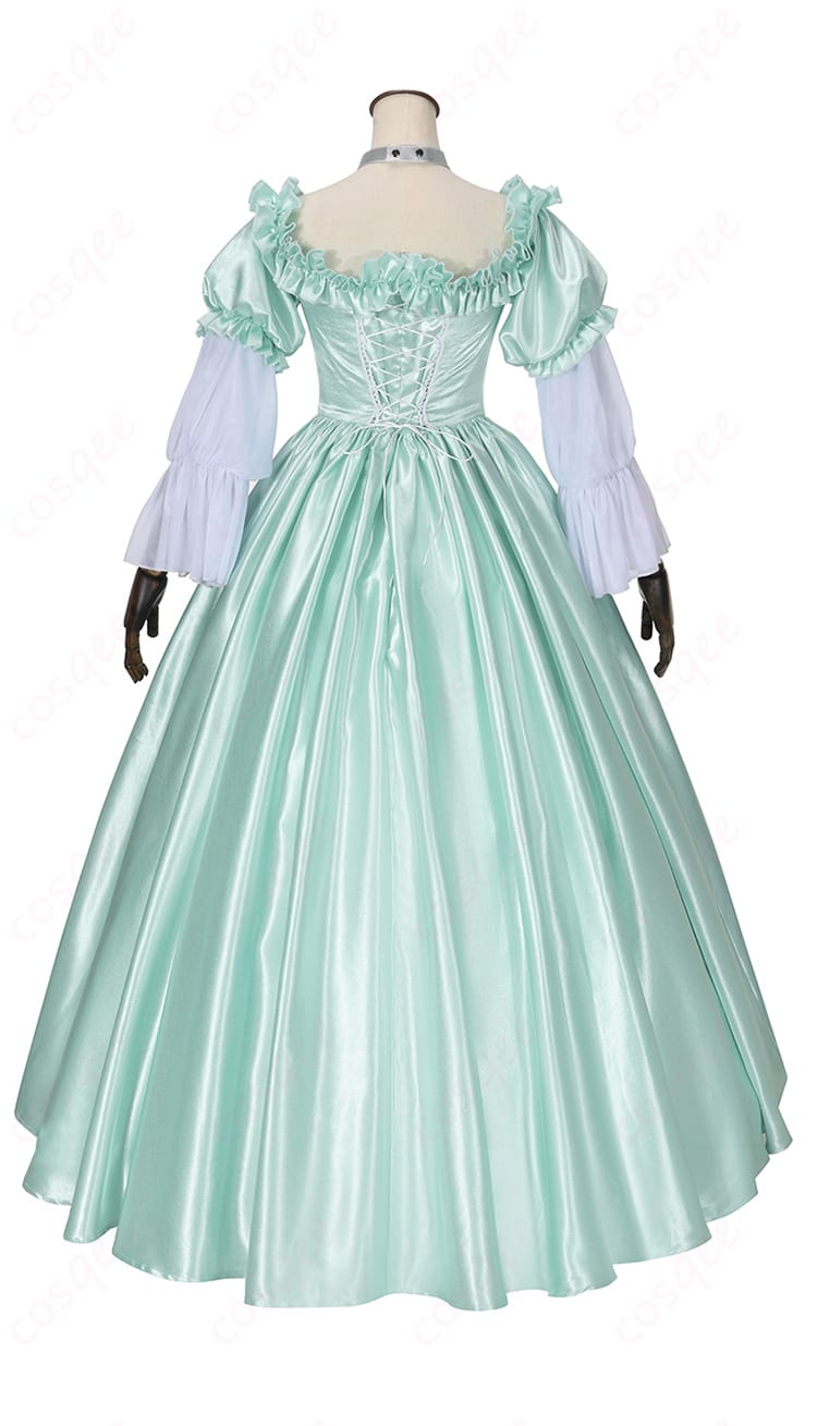 商品背面の画像。背中部分のデザインとフィット感が伝わる。