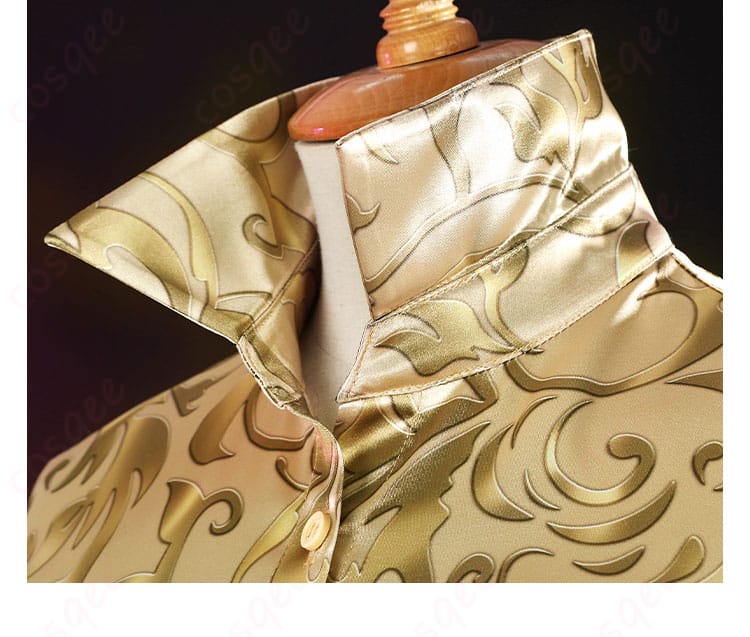 服の襟装飾ディテール画像。襟のディテールに注目した空軍コスプレ衣装。