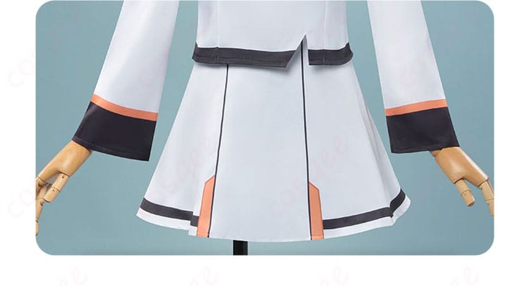 スカート装飾の詳細画像 - アイラのコスプレ衣装のスカート部分の装飾、華やかなデザイン。