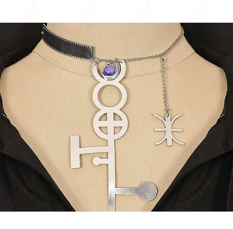 アークナイツ 引星ソーンズ コスプレ衣装 ネックレス装飾の詳細画像。精巧に作られたアクセサリーが特徴。