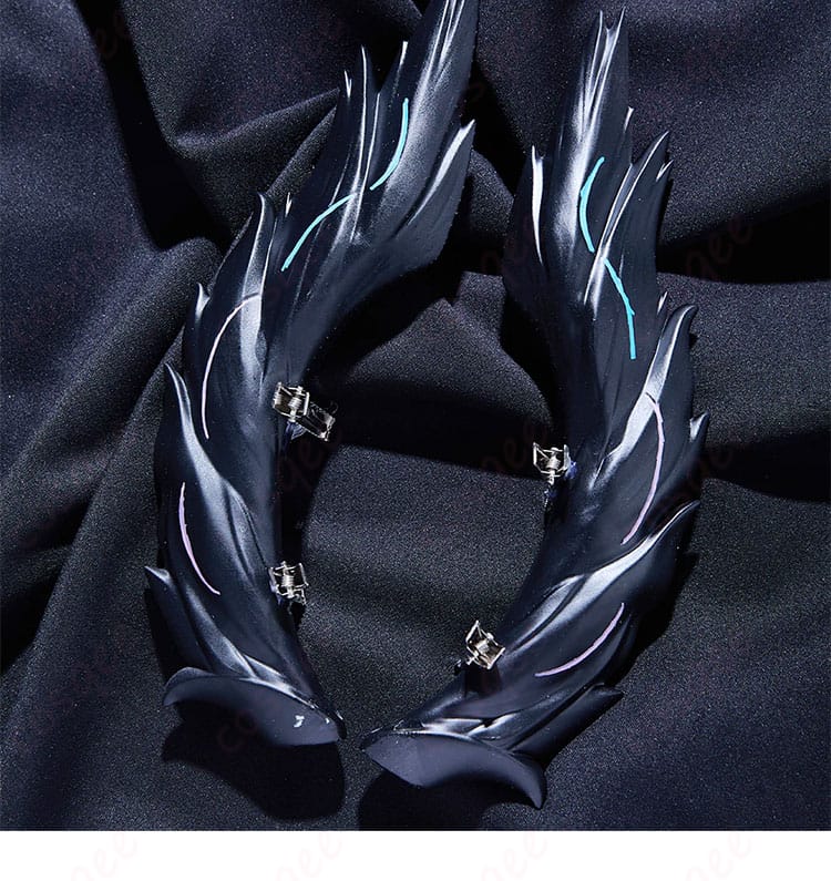 头饰装饰细节。Raidian コスプレ衣装のヘッドピース装飾のディテールをしっかり確認できる画像。